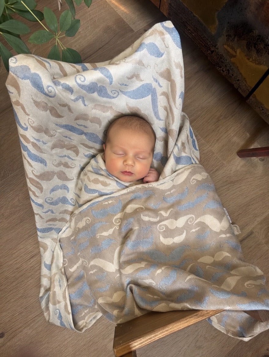 Kela tyg mustasch günter