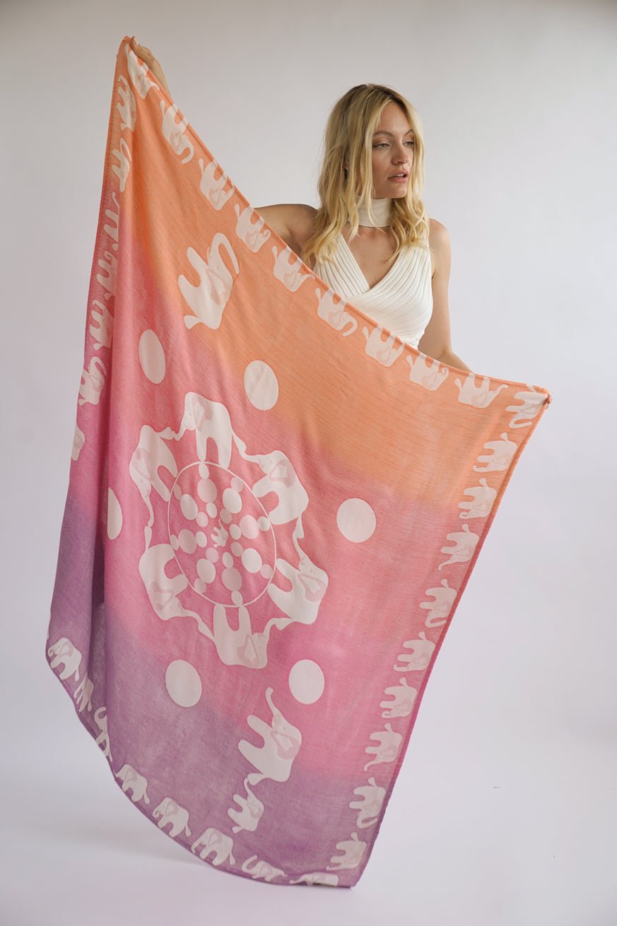 Mysig filt Elephant Parade Ella - KOKADI