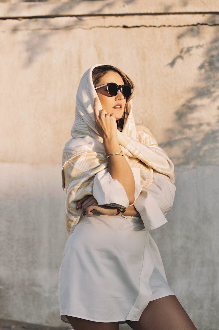 Goldschatz mysig filt av Fiona Erdmann - KOKADI